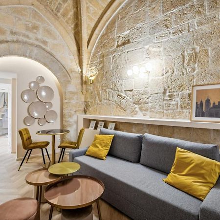 Appartement Hyper Centre Ecusson - Magnifique T1 Au Calme à Montpellier Extérieur photo